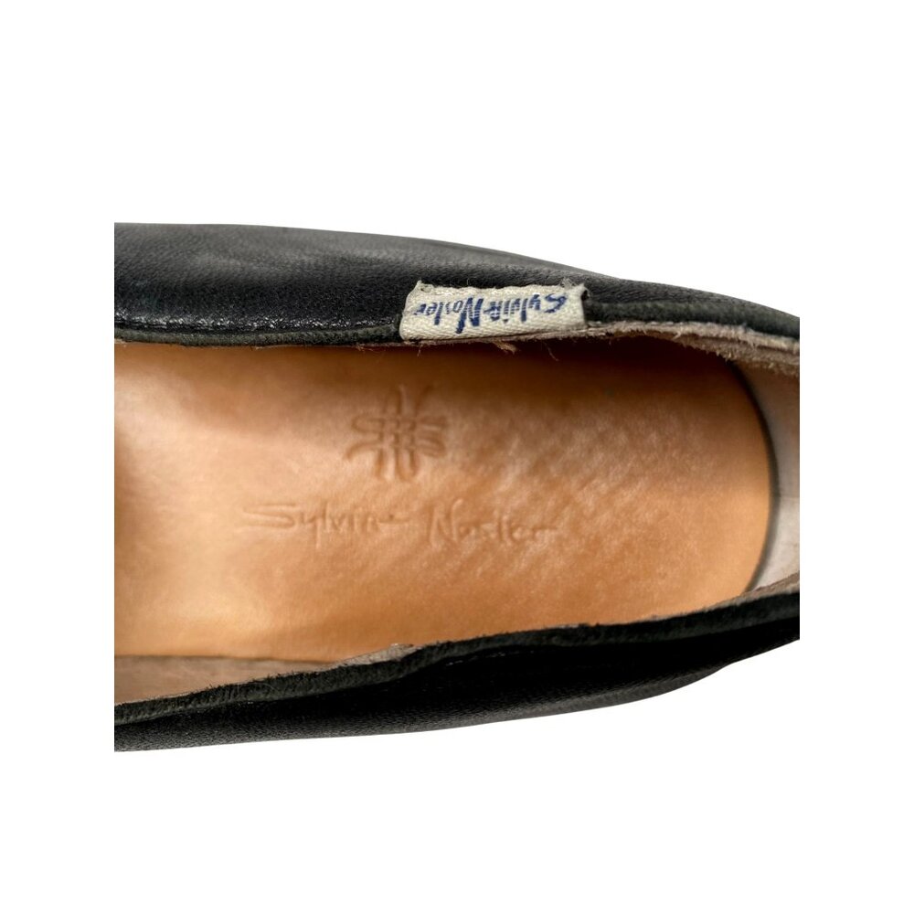 Sylvia Noster Slip-on Sneakers with Silver Tassels Women Size 8 Black Leather - Picture 6 of 12